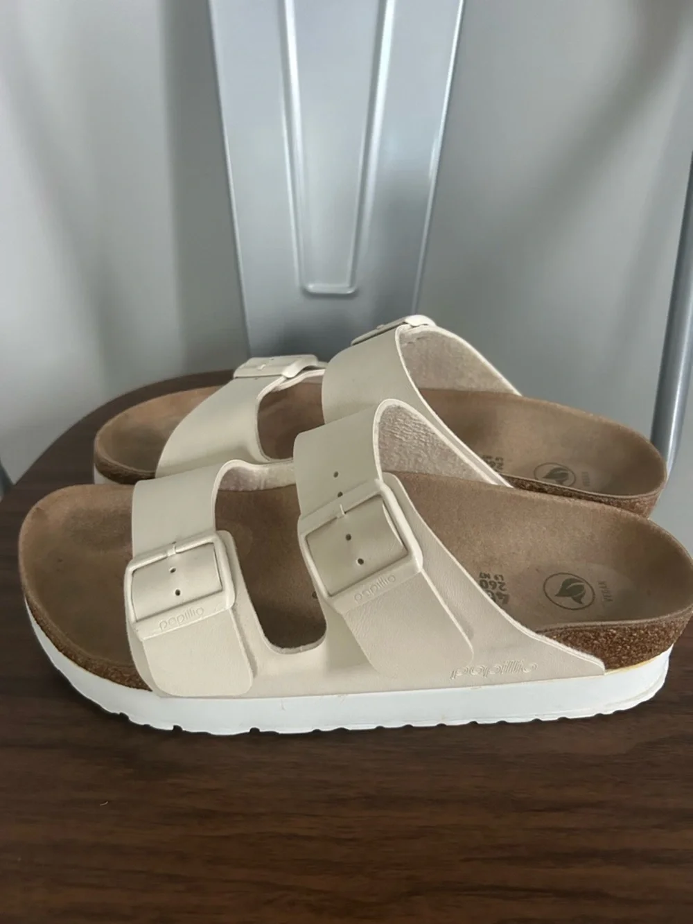 Birkenstock White Arizona Double Strap Sandals platform - Picture 4 of 5
